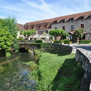 Logis - De L'ile - 3 Etoiles Et Restaurant Hotell